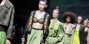 Golden Summit Award designer Liu Wei once again brings top fabrics to perform the “Symbiosis” fashion feast